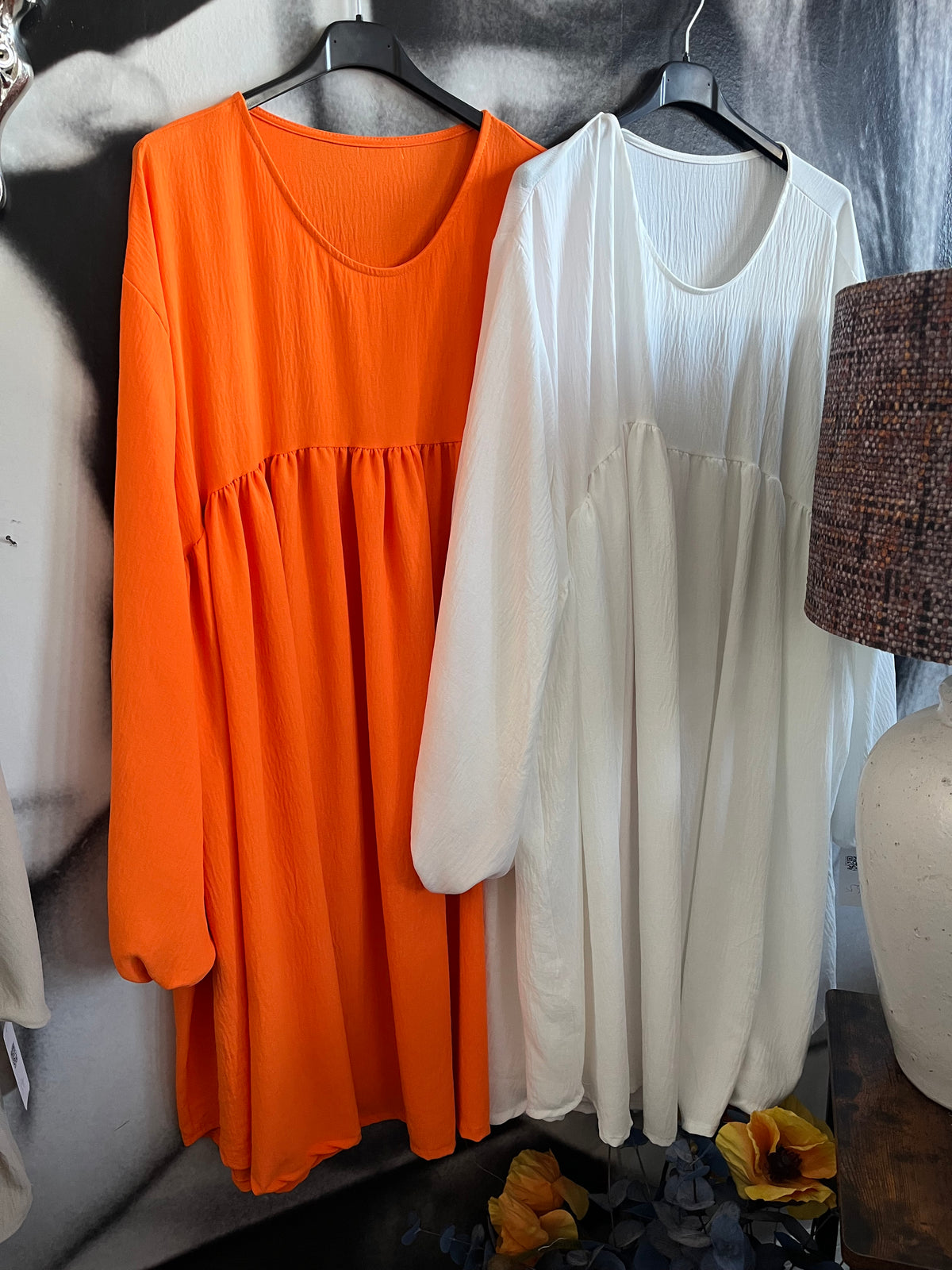 Kleid , BIG