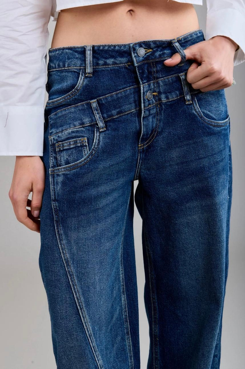 Jeans , Elena