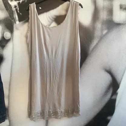 Top /Longtop mit Spitze