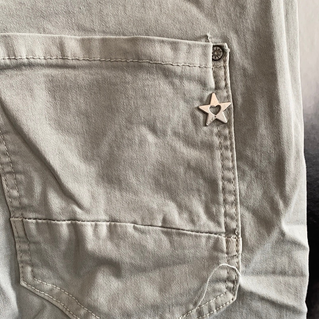 Jeans, Hellgrau